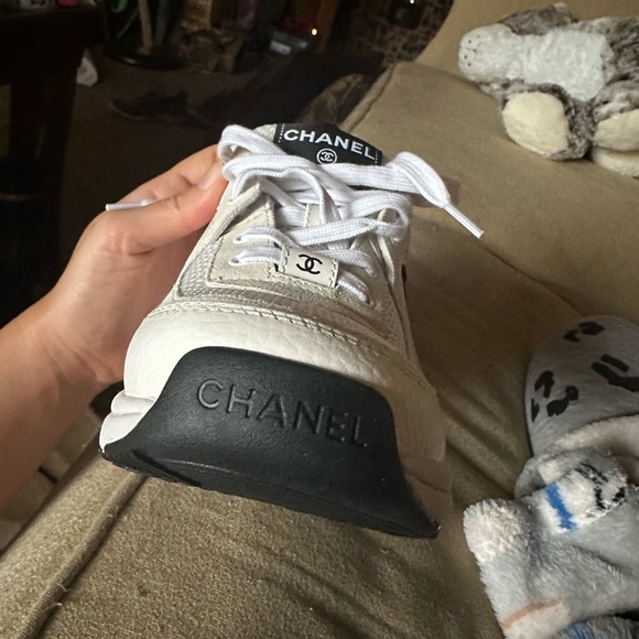 Chanel Low Top Trainer Suede Size 7 - Picture 4 of 11
